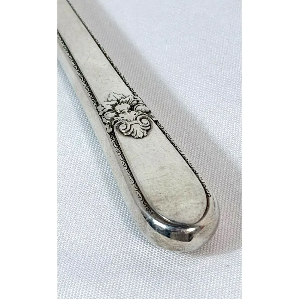 1847 Williams Rogers ADORATION Dinner Knives SET OF 12 Silver Plate Stainless
